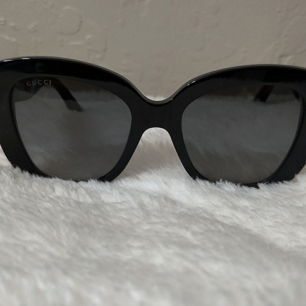 Sun glasses